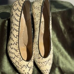Vintage GABRIELLI Pumps Ivory/Black Snakeskin